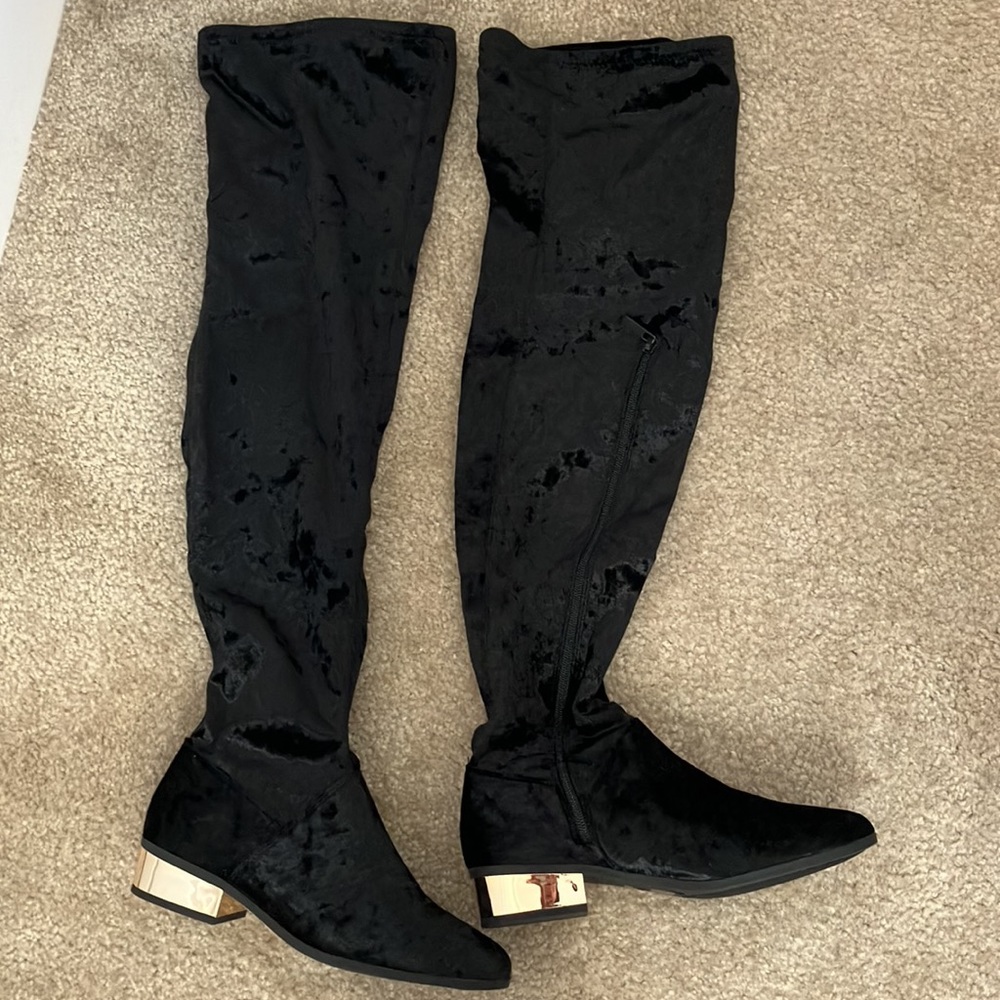 Velvet knee high black boots, size 8. NWT! New!